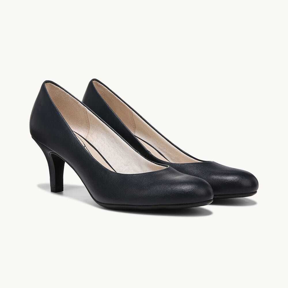 NWT LifeStride - Navy Parigi Pump - 8.5 Wide